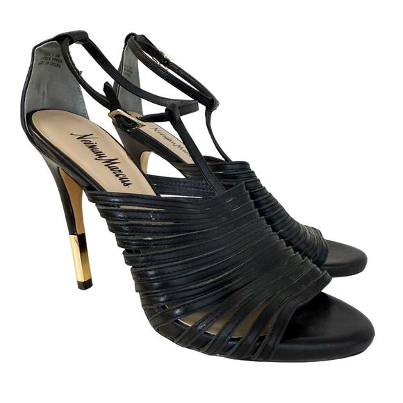 Neiman Marcus Leather T-Strap Sandals Heel Black Open Toe - Size 7.5 - Picture 1 of 10